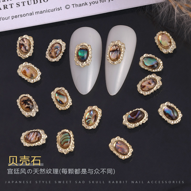 Nail Art Queen - 10 Adet Barok Kraliyet Tırnak Süsleri