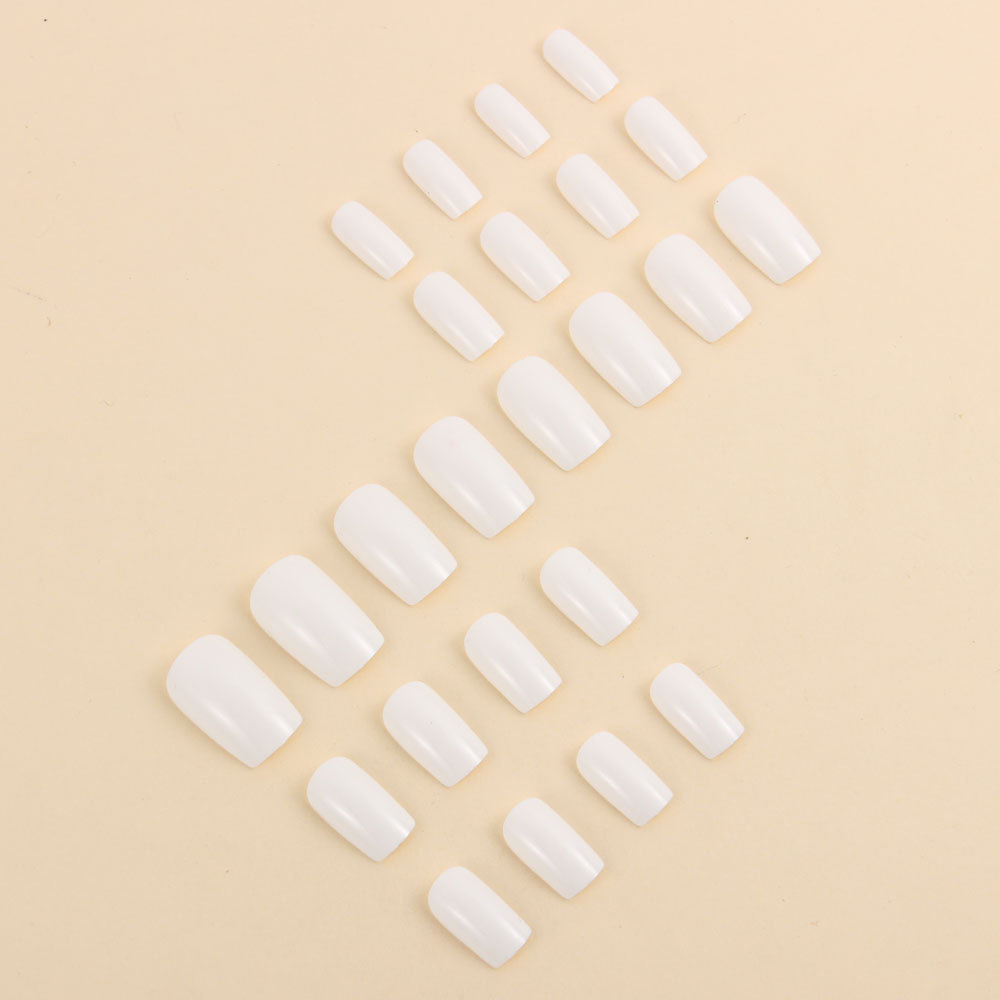24 Adet Kısa Kare Takma Tırnak - Nail Art Simple Elegant incelemesi ve fiyatı