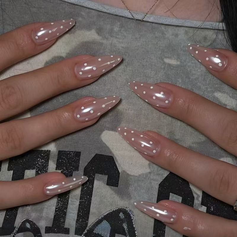 24 adet parlak ten rengi beyaz - Nail Art Simple Elegant incelemesi ve fiyatı